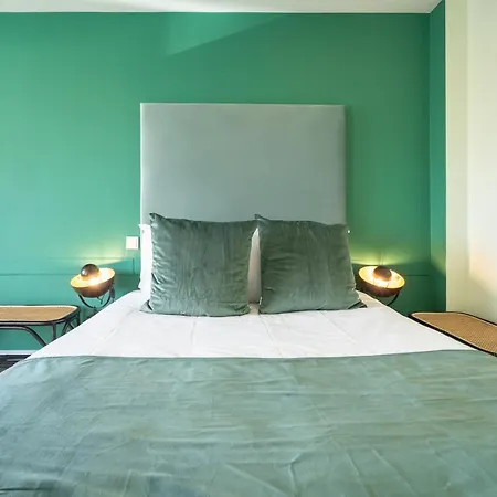 D'avila Peixinho 180