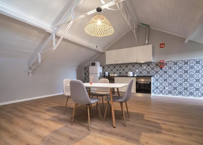 D'avila Peixinho 180